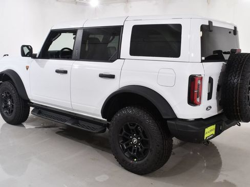 New 2026 Ford Bronco Badlands AWD/4WD image 15