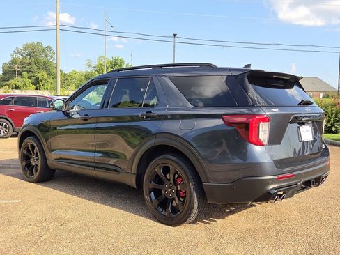Used 2022 Ford Explorer ST w/ Equipment Group 401A AWD/4WD image 6