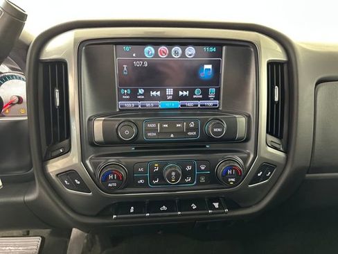 Used 2018 Chevrolet Silverado 2500 LT w/ LT Convenience Package image 21