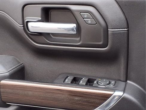 Used 2019 Chevrolet Silverado 1500 LT w/ All-Star Edition image 15