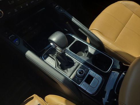 Used 2022 Kia Telluride SX w/ Nightfall Edition Package image 28