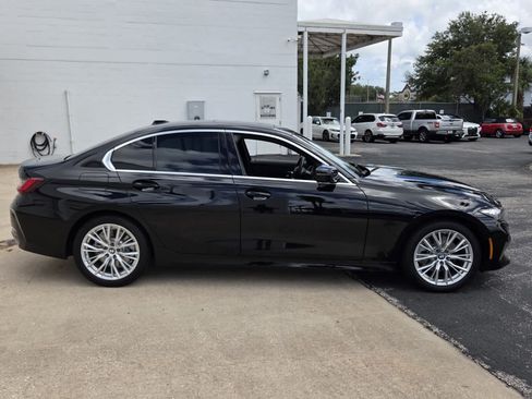 Used 2024 BMW 330i Sedan w/ Convenience Package RWD image 2