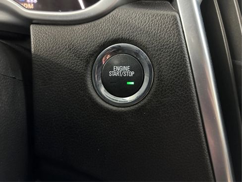 Used 2015 Cadillac SRX Luxury AWD/4WD image 38