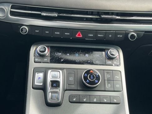 Used 2024 Hyundai Palisade Calligraphy image 39