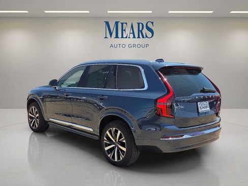 New 2026 Volvo XC90 B5 Core image 3