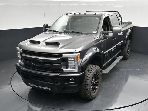 Used 2018 Ford F250 Lariat w/ Lariat Ultimate Package AWD/4WD image 50
