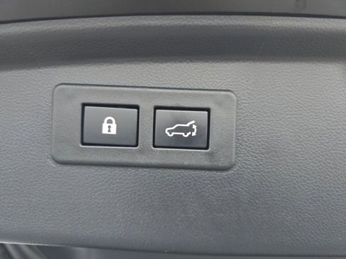 Used 2021 Subaru Outback Limited w/ Popular Package #2 image 12