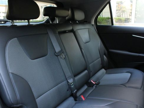 Used 2024 Kia Niro Wind FWD image 22
