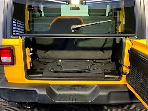 Used 2021 Jeep Wrangler Sport image 35