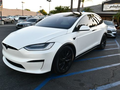 Used 2022 Tesla Model X Plaid AWD/4WD image 3