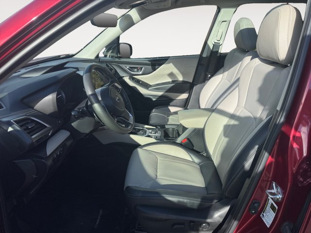 Used 2022 Subaru Forester Limited AWD/4WD image 5