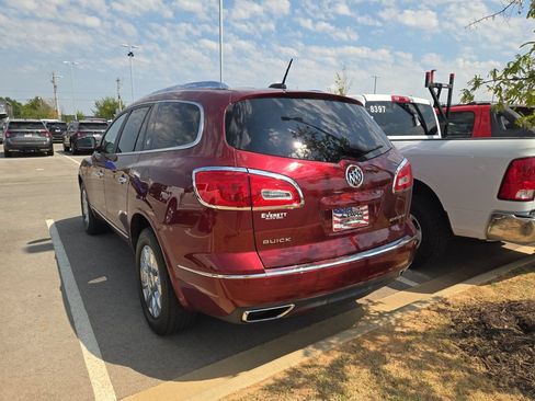 Used 2017 Buick Enclave Premium FWD image 2
