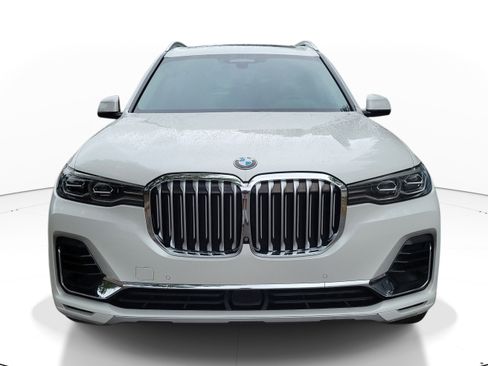 Used 2019 BMW X7 xDrive50i w/ Dynamic Handling Package AWD/4WD image 2