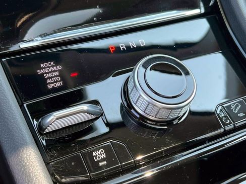 Used 2023 Jeep Grand Cherokee 4WD 4xe w/ Luxury Tech Group II image 28