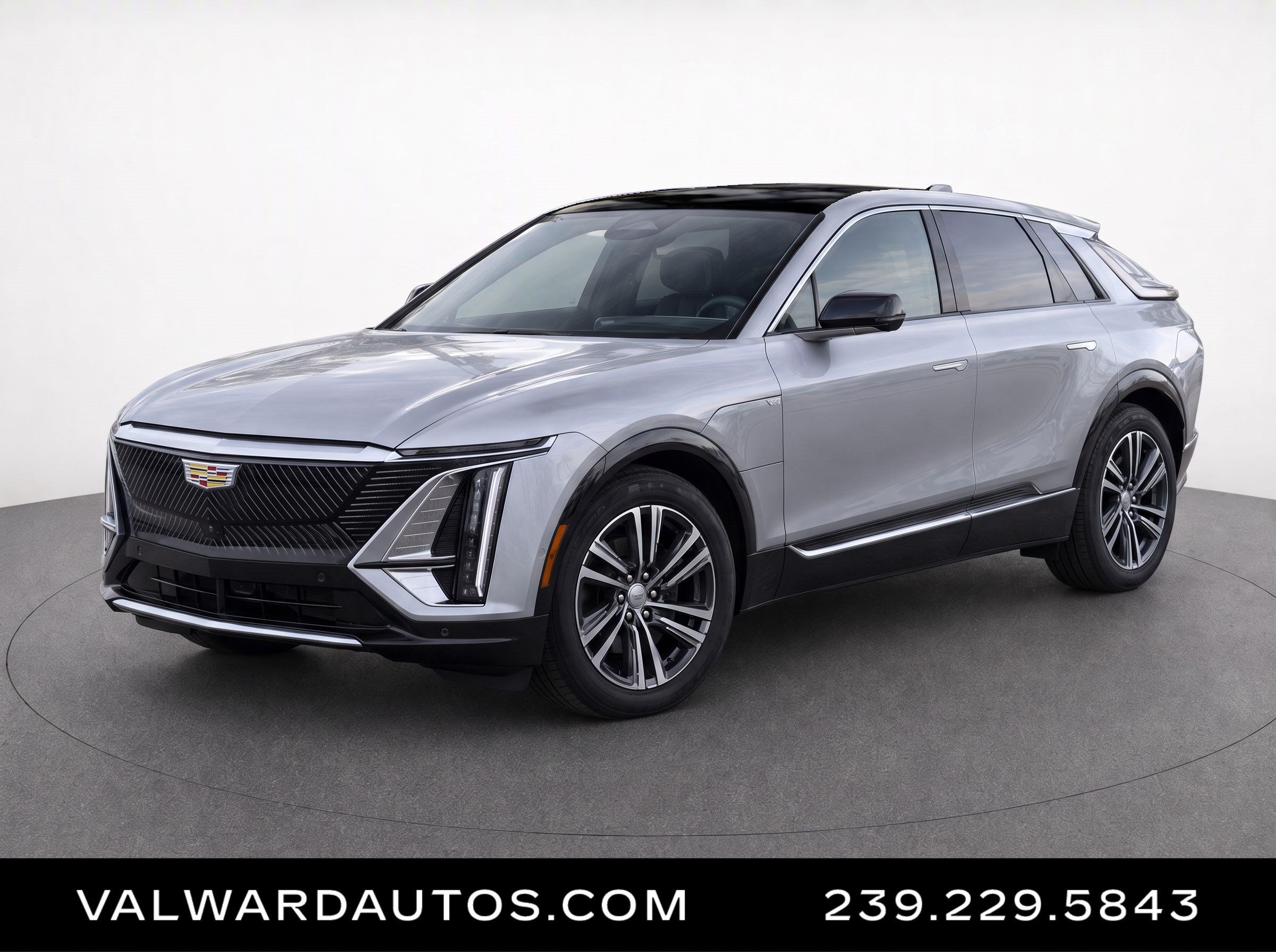 Certified 2024 Cadillac Lyriq Luxury RWD image 1