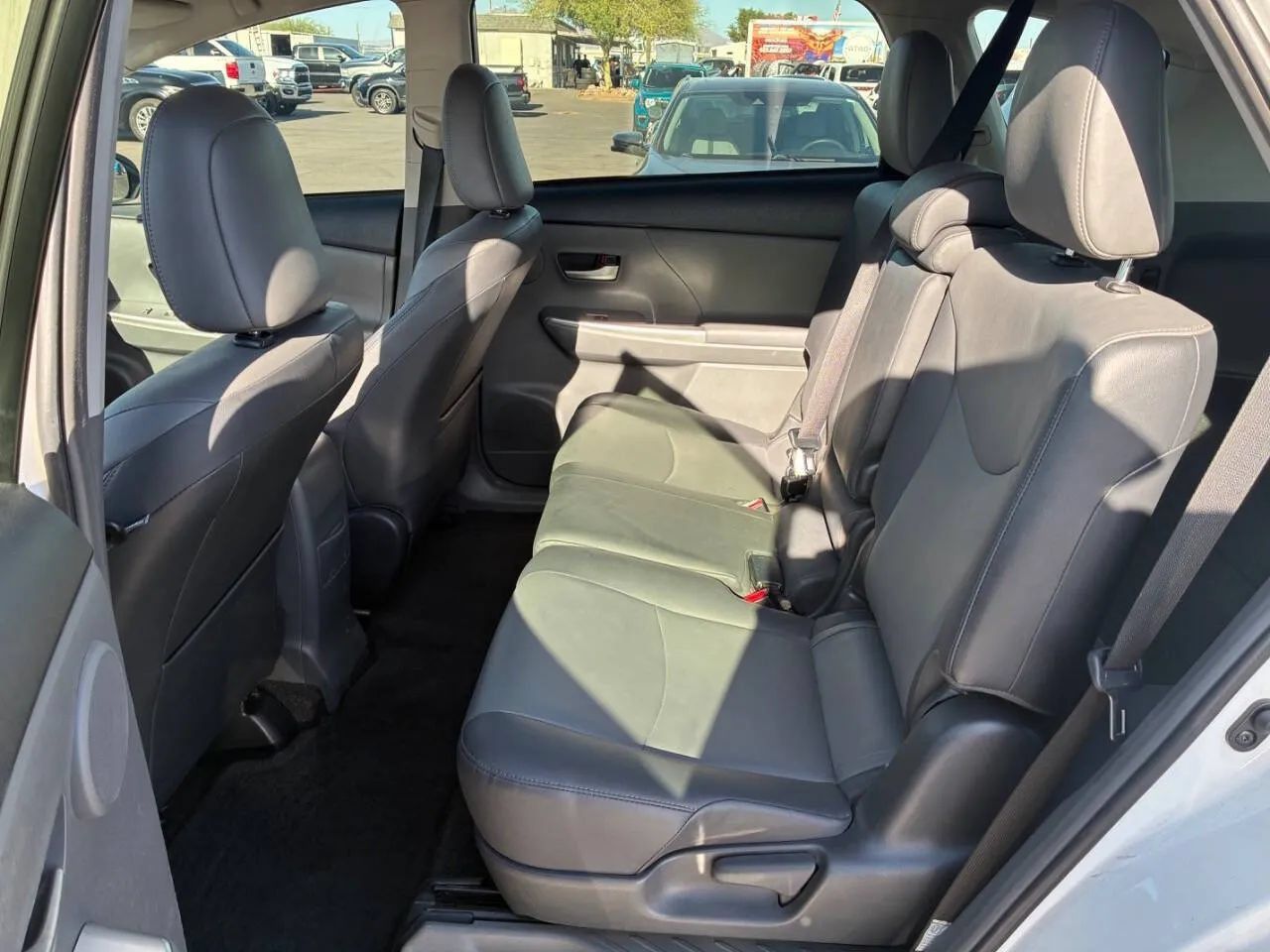 Used 2012 Toyota Prius V Five FWD image 20