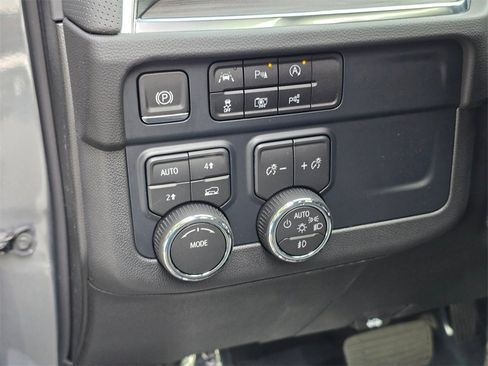 New 2026 Chevrolet Blazer EV LT image 29