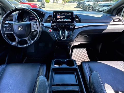 Used 2023 Honda Odyssey Sport image 18