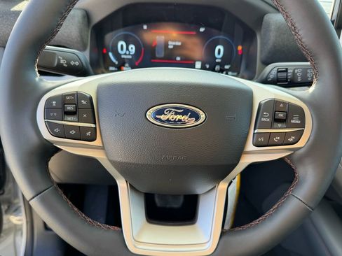 New 2026 Ford Explorer Active w/ Active Comfort Package image 15