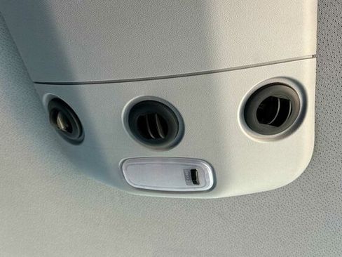 Used 2016 Mercedes-Benz Sprinter 2500 image 14