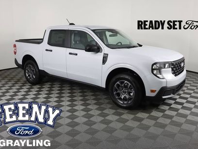 New 2025 Ford Maverick XLT w/ Equipment Group 301A