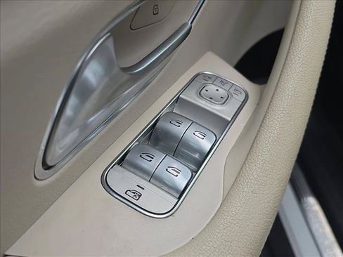 Used 2024 Mercedes-Benz GLE 450 4MATIC image 8