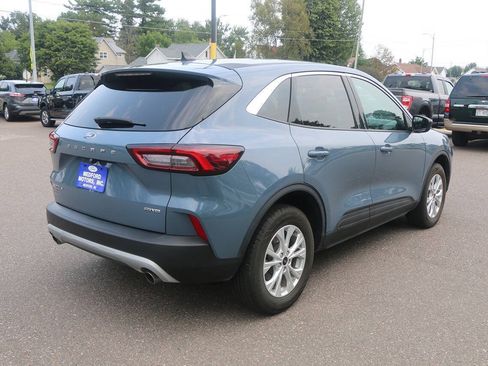 Used 2024 Ford Escape Active AWD/4WD image 3