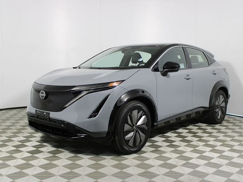 Used 2024 Nissan Ariya FWD image 20