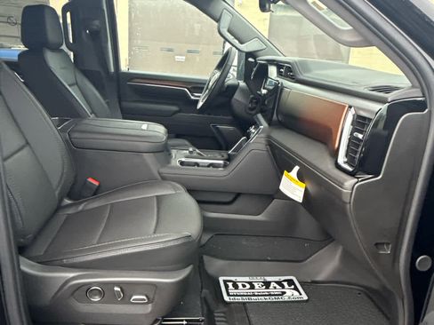New 2025 GMC Sierra 2500 Denali w/ Denali Reserve Package image 21