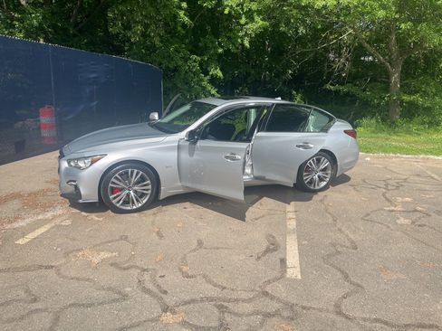 Used 2018 INFINITI Q50 Sport AWD/4WD image 38