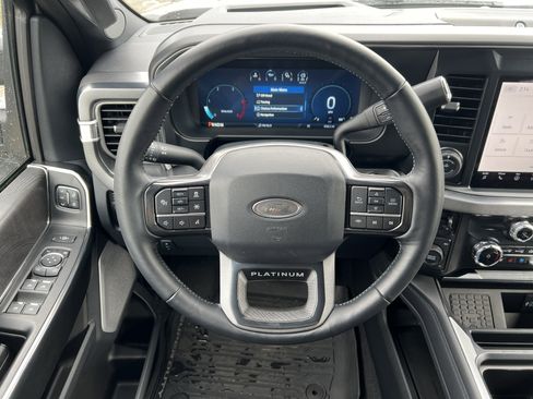 Used 2025 Ford F350 Platinum w/ FX4 Off-Road Package AWD/4WD image 24