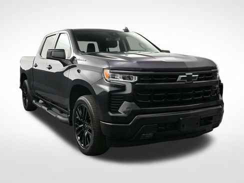 Used 2023 Chevrolet Silverado 1500 RST w/ LPO, Dark Essentials Package AWD/4WD image 7
