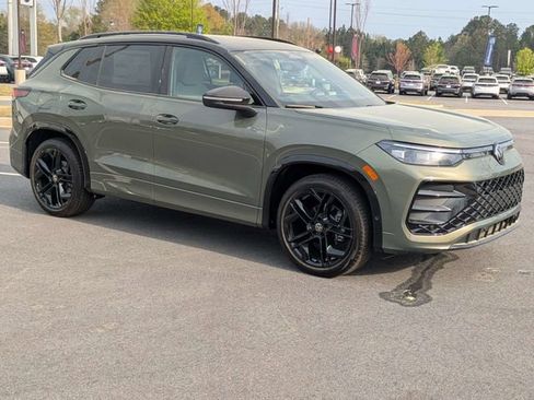 New 2026 Volkswagen Tiguan SE R-Line FWD image 2