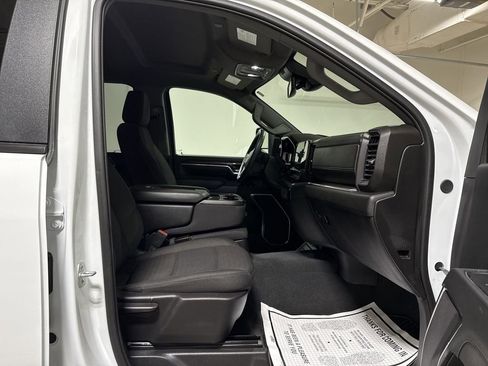 Used 2025 Chevrolet Silverado 2500 LT w/ Safety Package image 22