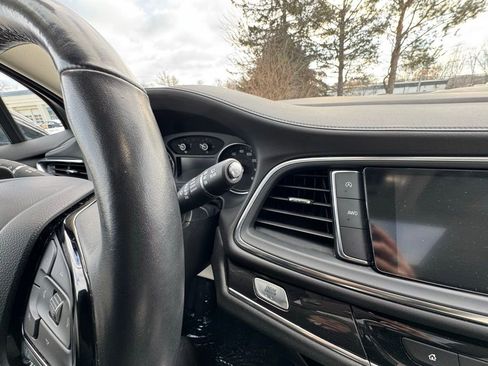 Used 2023 Buick Enclave Essence w/ Experience Buick Package image 18