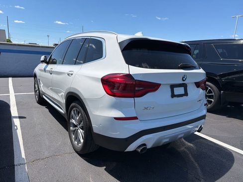 Used 2018 BMW X3 xDrive30i w/ Premium Package AWD/4WD image 2