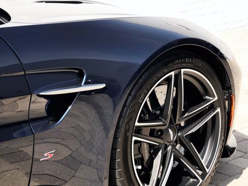 Used 2026 Aston Martin V8 Vantage S RWD image 9