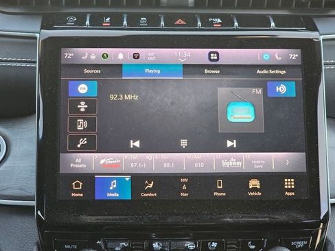 Used 2023 Jeep Grand Cherokee Limited w/ Luxury Tech Group II AWD/4WD image 38