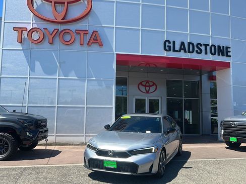 Used 2026 Honda Civic Sport Touring image 1
