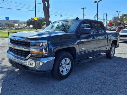 Used 2017 Chevrolet Silverado 1500 LT w/ Texas Edition image 4