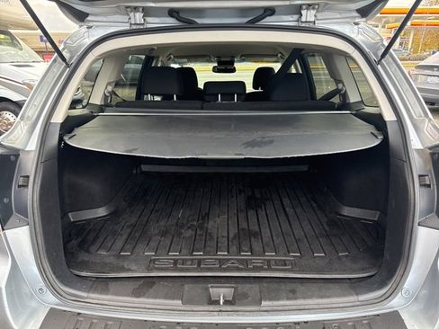 Used 2013 Subaru Outback 2.5i Premium w/ All-Weather Pkg image 19
