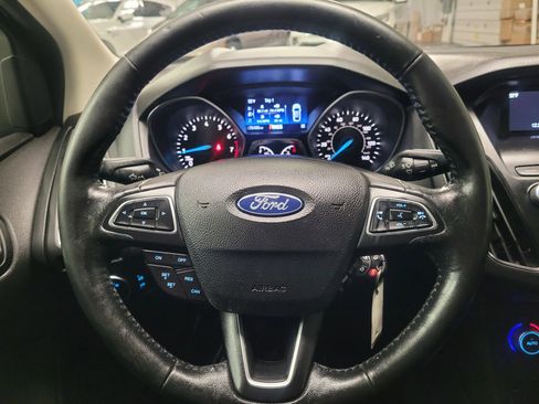 Used 2018 Ford Focus SE image 24