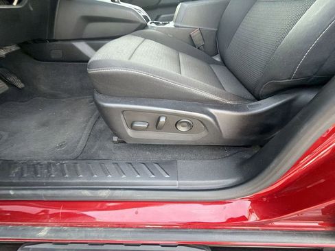 Used 2023 Chevrolet Colorado LT w/ LT Convenience Package II RWD image 18
