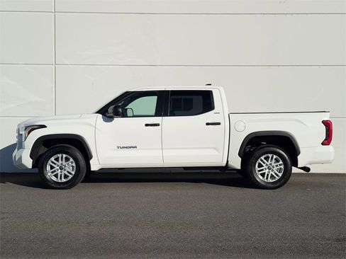 Used 2023 Toyota Tundra SR5 image 4