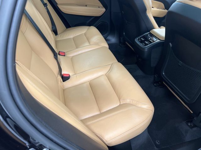 Used 2023 Volvo XC60 B5 Ultimate w/ Climate Package AWD/4WD image 22