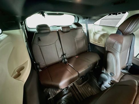 Certified 2024 Toyota Sienna Platinum AWD/4WD image 29