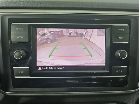 Used 2019 Volkswagen Atlas S image 19