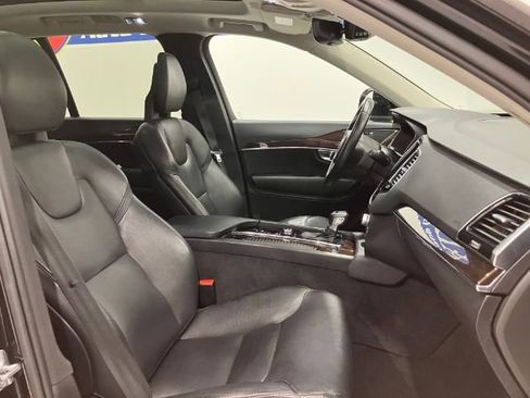 Used 2017 Volvo XC90 T6 Momentum w/ Vision Package image 54