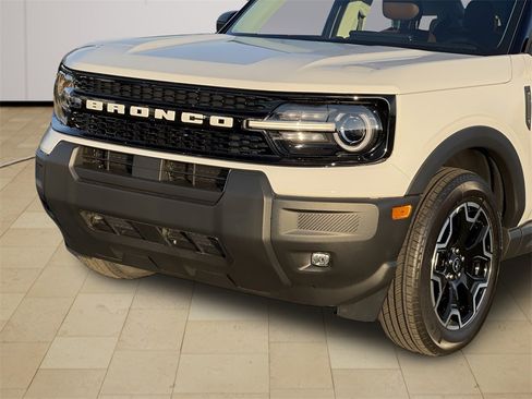New 2025 Ford Bronco Sport Outer Banks image 34