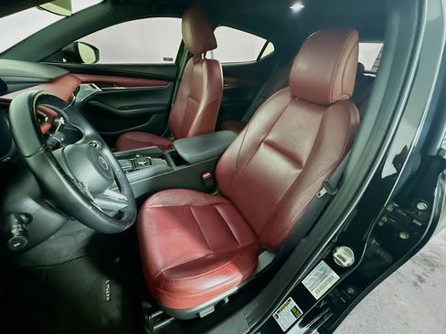 Used 2021 MAZDA MAZDA3 s FWD image 13